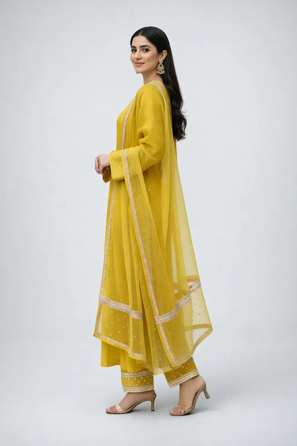 “Golden Zeri” Sundar Style