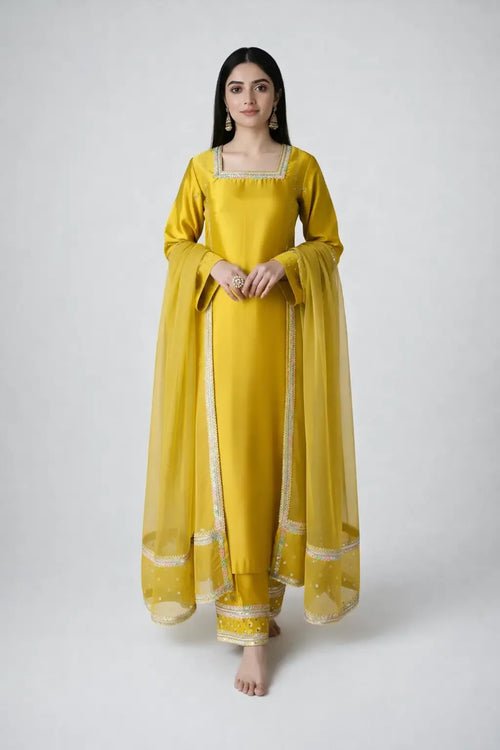 “Golden Zeri” Sundar Style